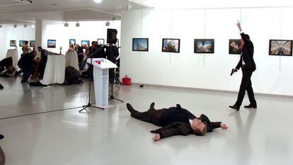 Asesinato del embajador ruso en Turquía, Andrei Karlov, el lunes en Ankara.