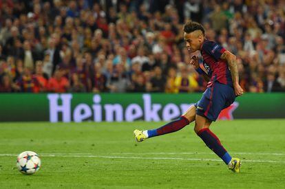 Neymar puso la puntilla con el tercer gol.