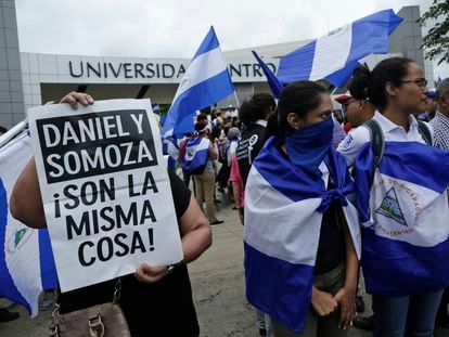 Estudiantes nicaragüenses participan en una protesta en la universidad, en agosto de 2018.