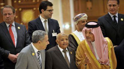 Ministros de Exteriores y altos funcionarios, en la conferencia de Riad.