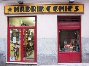Exterior de la tienda Madrid Cómics, en la calle Silva.