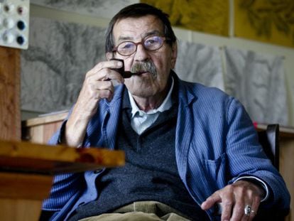 G&uuml;nter Grass, en su casa de la isla danesa de Mon.