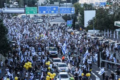 Las familias de los rehenes redoblan la presión sobre Netanyahu con una marcha a Jerusalén: “El Gobierno ni nos mira a la cara”