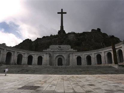 Entrada a la basílica del Valle de los Caídos.