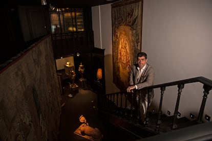 Coll, en otra de las estancias de Colnaghi.