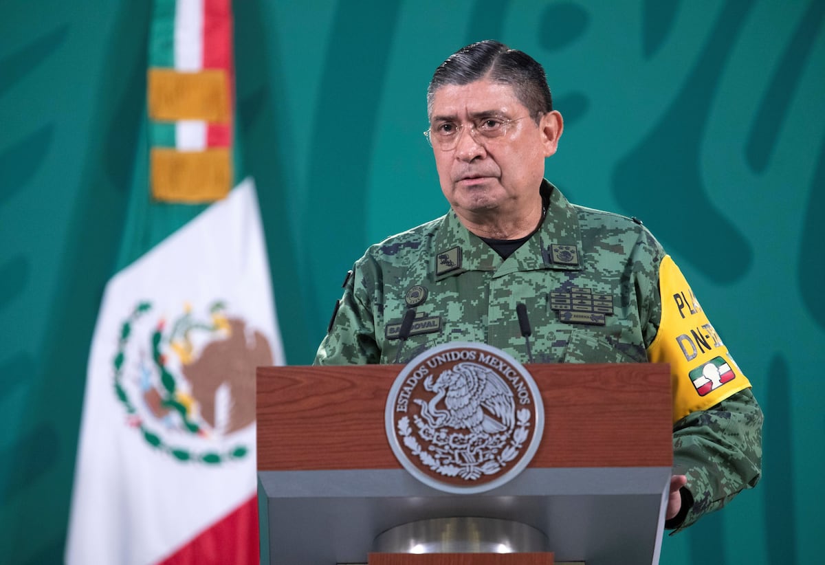 Luis Cresencio Sandoval admite que compró un departamento de lujo, pero niega que valga 30 millones de pesos Luis Cresencio Sandoval admite que compró un departamento de lujo, pero niega que valga 30 millones de pesos