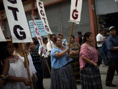 Miles de guatemaltecos han participado en la marcha.