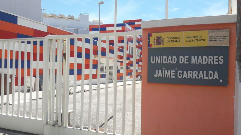 Entrada a la Unidad externa de Madres Jaime Garralda, en Madrid, para reclusas con hijos menores de tres años.