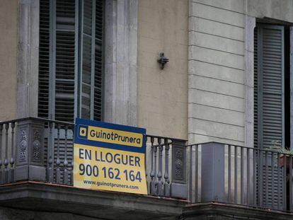 Imagen de archivo de un piso en alquiler en Barcelona.