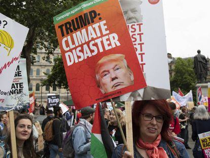 Protesta ecologista el pasado martes en Londres contra Donald Trump.