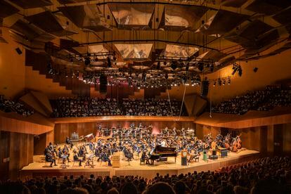 Presentación de la Orquesta Filarmónica de la Universidad Nacional Autónoma de México en la Sala Nezahualcóyotl.