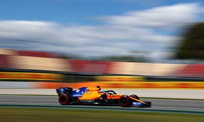 Carlos Sainz, en Montmeló, durante los primeros libres del fin de semana.