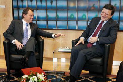 El presidente de la Generalitat, Artur Mas, junto al presidente de la Comisón Europea, José Manuel Durão Barroso.