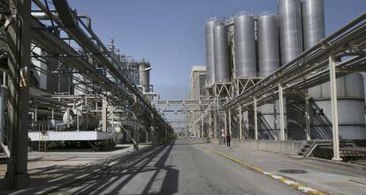 Vial en el interior de las instalaciones de La Seda en El Prat del Llobregat.