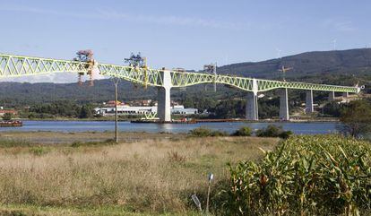 Viaducto del Ulla, en la línea férrea Vigo-A Coruña