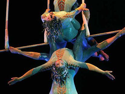 Un momento del espectáculo <i>Varekai,</i> que trae a Madrid el Cirque du Soleil.