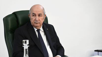 El presidente de Argelia, Abdelmayid Tebún, en un reunión del Gobierno, el 5 de febrero en Argel.