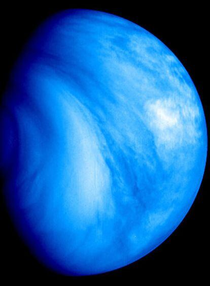 Imagen, en ultravioleta, del hemisferio Sur de Venus.