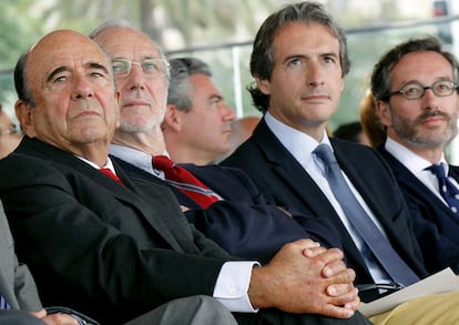 Marcelino Botín, Emilio Botín, Renzo Piano, Iñigo de la Sernay José María Lassalle (i. a d.), durante el inicio, de forma simbólica, de la construcción del Centro de Arte Botín