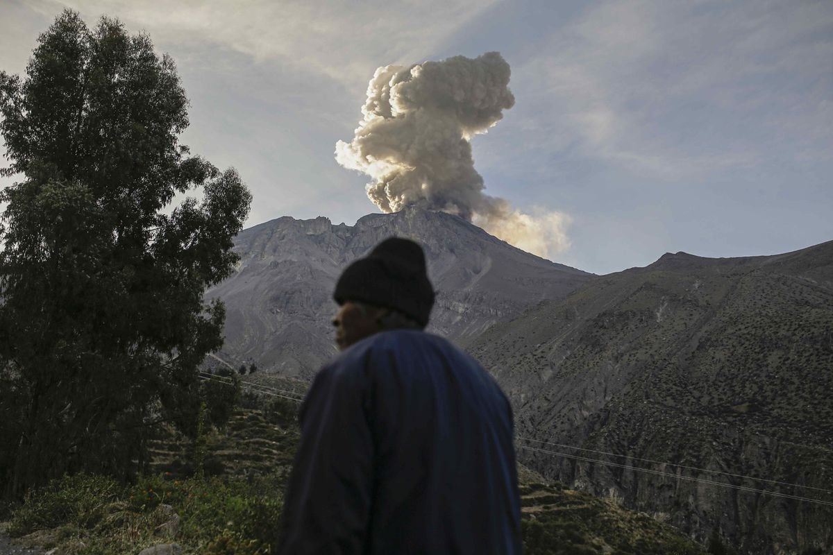 17 explosiones en dos días y más de 170 sismos - Nazca o Cerro de los 7 colores ✈️ Foro América del Sur