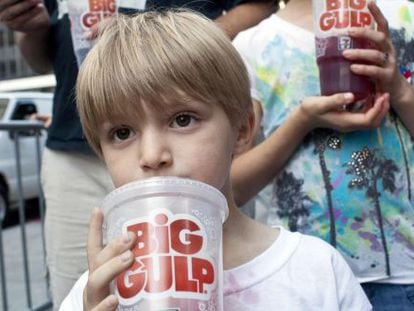 Protesta contra la prohibici&oacute;n de bebidas azucaradas.