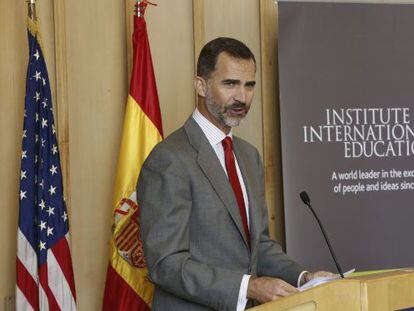 Felipe VI en un encuentro con jóvenes beneficiarios del programa de becas Fulbright, en Nueva York.