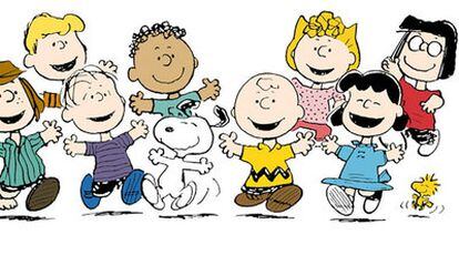 Carlitos y Snoopy, junto a sus amigos.