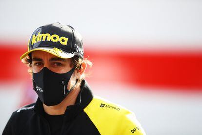 El piloto español Fernando Alonso se encuentra hospitalizado tras ser atropellado mientras entrenaba en bicicleta en la localidad suiza de Lugano. El asturiano tenía previsto comenzar la temporada de Fórmula 1 con el equipo Alpine Renault.