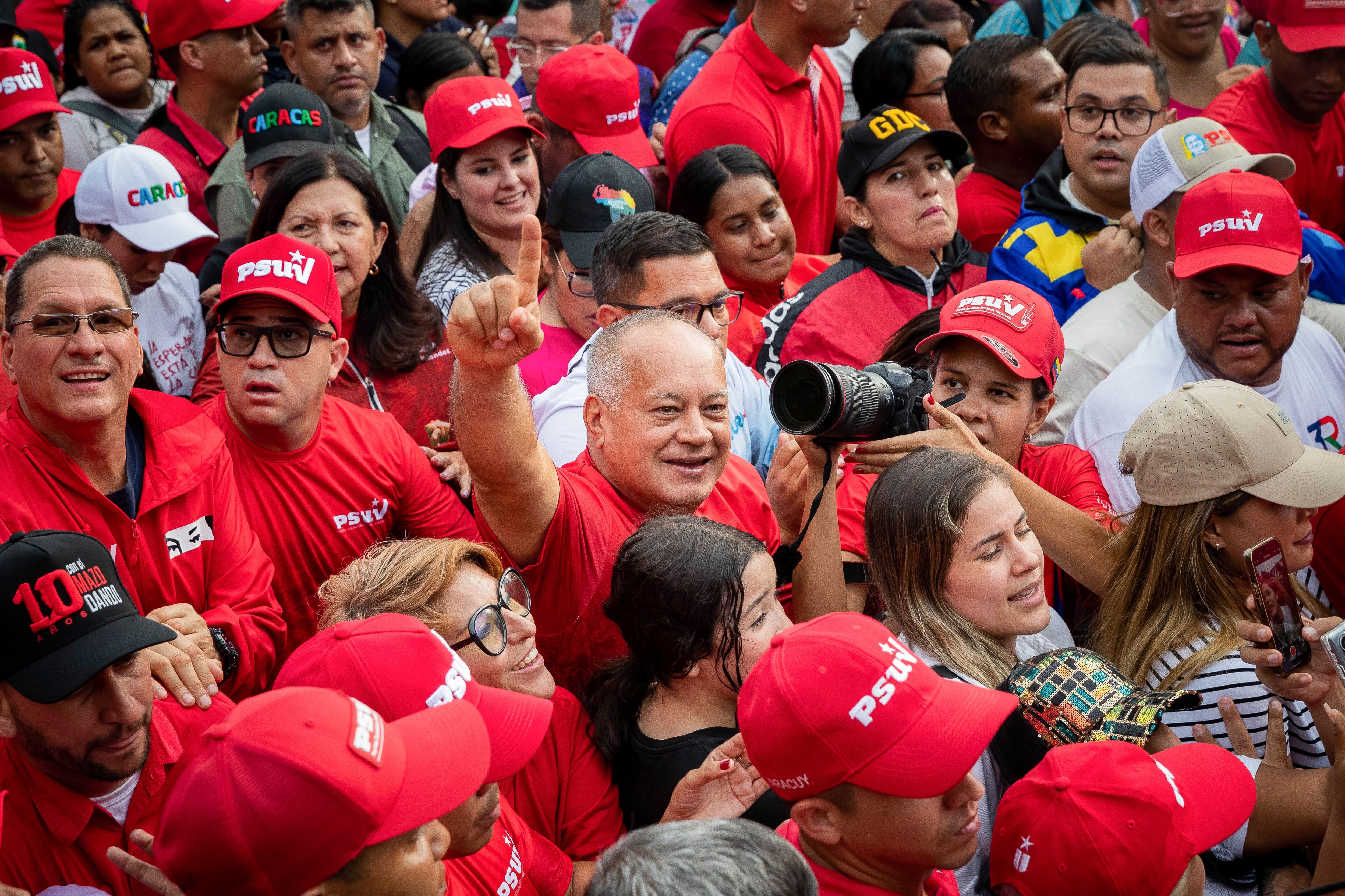 Diosdado Cabello, la sombra en la campaña de María Corina Machado y Edmundo González