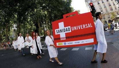 Protesta ante el Ministerio de Sanidad en Madrid en 2015