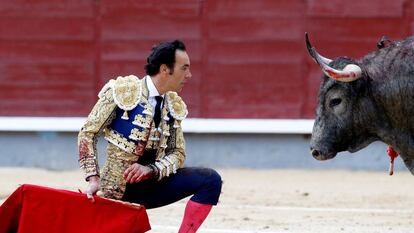 Desplante de El Cid ante un victorino el 18 de marzo de 2018 en Las Ventas.