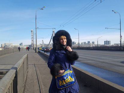 Diana en el Puente de Crimea de Moscú. La actriz, de 30 años, votó por Zhirinovski.