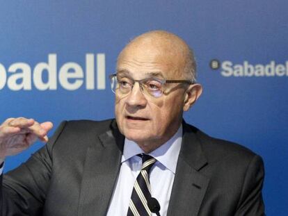  Josep Oli&uacute;, presidente del Banco Sabadell