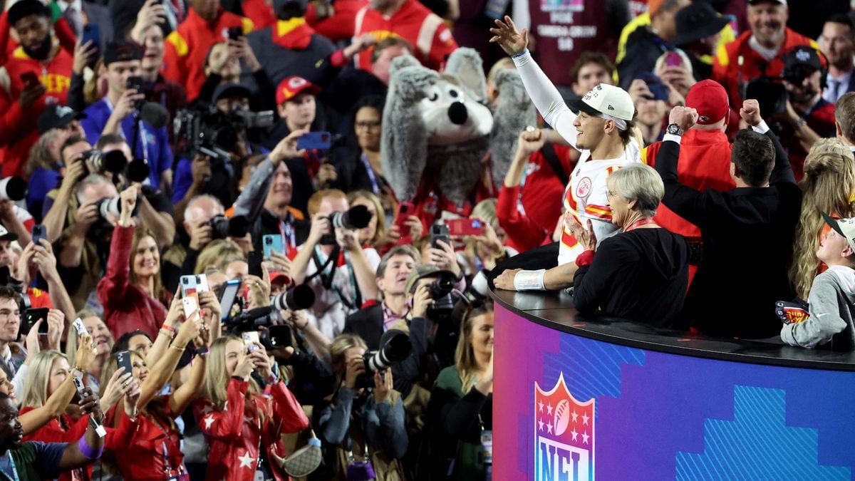 Mahomes, el rey de las remontadas, le da la SuperBowl a los Kansas