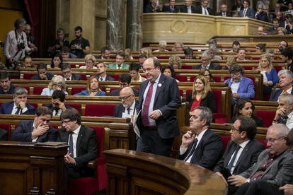 Miquel Iceta momentos antes de su intervención en el Pleno del Parlament. 