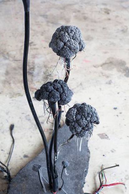 'Cerebrum asphaltum', de Kristof Kintera.