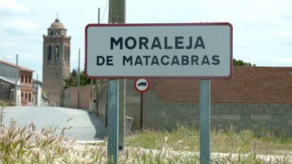 Moraleja de Matacabras (Ávila, 40 habitantes), el municipio más bipartidista de España.