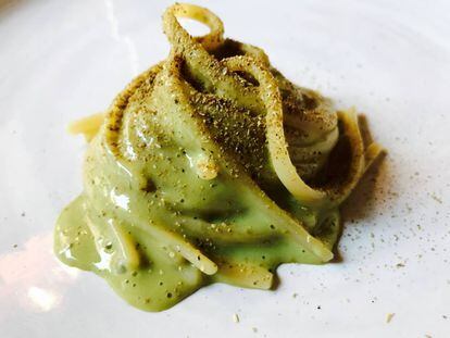 LINGUINI CON PISTACHOS / CAPEL