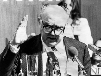 Antonio Jim&eacute;nez Blanco, en un congreso de UCD en Palma de Mallorca en 1981.