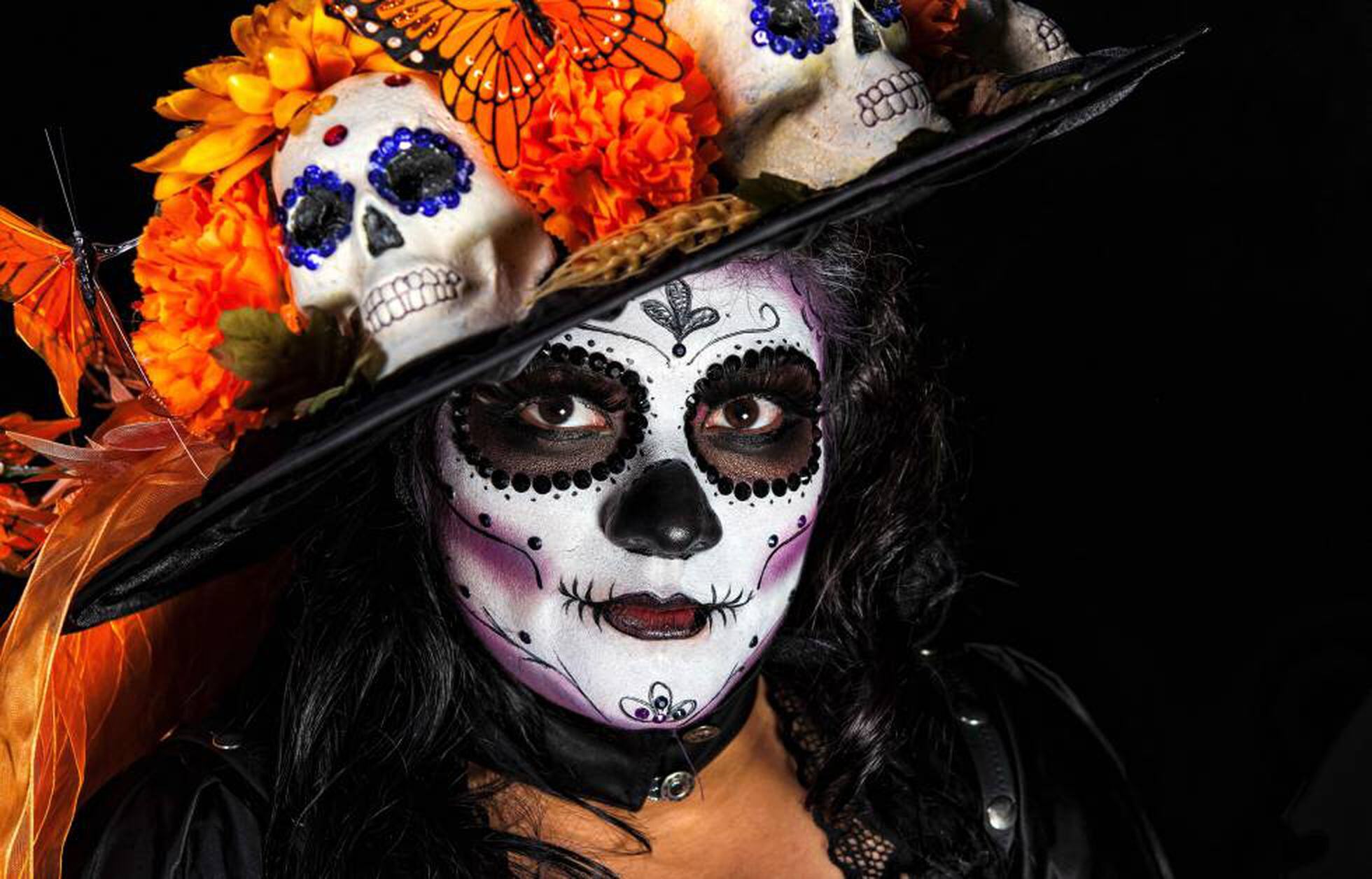 El Día de Muertos en México se tiñe de color con la calavera Catrina México...