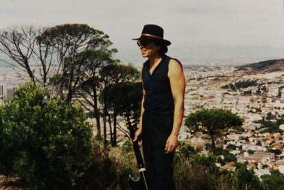 Sixto Rodríguez, el cantante estadounidense que se convirtió en un fenómeno en la Sudáfrica del Apartheid, sin que él llegara a conocer tal éxito.