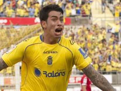 Araujo celebra el gol que le dio el ascenso a Las Palmas.