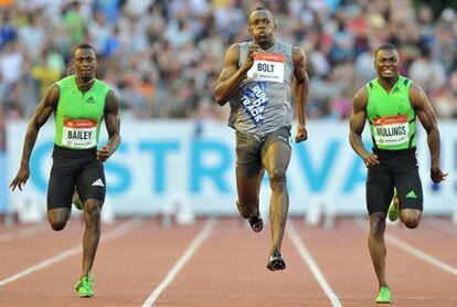 Bolt durante la carrera de 100m celebrada en Ostrova (República Checa).
