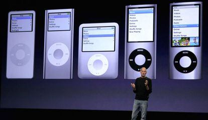 El fundador de Apple, Steve Jobs, durante la presentaci&oacute;n de los nuevos modelos de iPod, en 2010.
