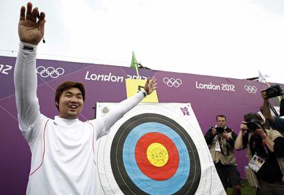 Im Dong Hyun, tras romper el récord del mundo de tiro con arco.