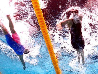 Belmonte y Ledecky, durante la final del 1500.