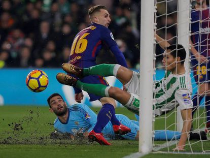 Deulofeu en el partido ante el Betis.