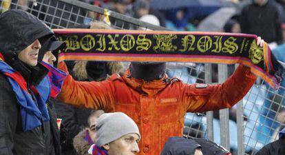 Los Boixos, en la grada del estadio del Getafe. 