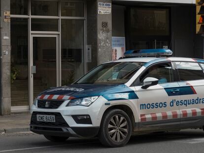 En la imagen agentes de los Mossos d'Esquadra. EFE/Àlex López