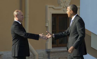 Brack Obama y Vladimir Putin se saludan durante la cumbre del G20 celebrada la pasada semana.